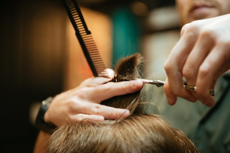 The Dos and Don’ts of Tipping at the Salon: When Not to Tip